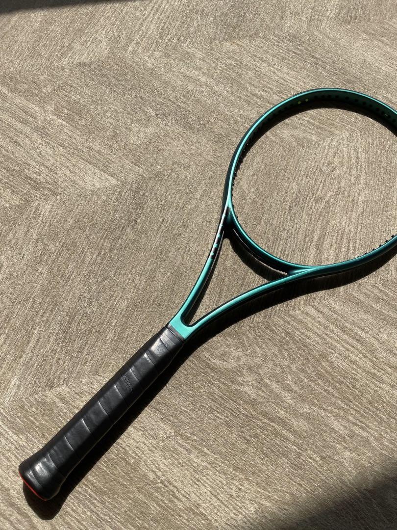 Wilson Blade 98 V9 G3 Tennis Racket 16/19 Strings, Control