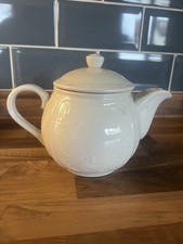 Villeroy & Boch Cortina Vitro Porcelaine 0134 Teekanne wei&szlig; Anno 1748