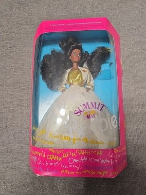 Vintage 1990 African American Summit Barbie Doll - Mattel 7028 New 