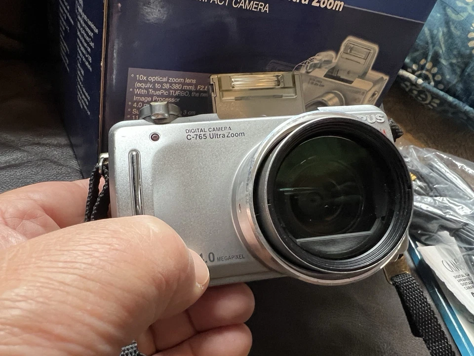 olympus digital camera C765 ultrazoom - Image 2 of 4