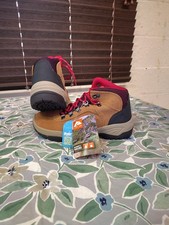 Ozark Trail Women's Hikers Water Proof New Size 6