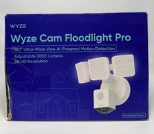 WYZE Floodlight Camera Pro PCMag Editors Choice 3000-Lumen LEDs NEW See Box