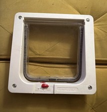IDEAL PET Flap Door, 6 1/4 x 6 1/4, Lockable Pet Door, Used, Works