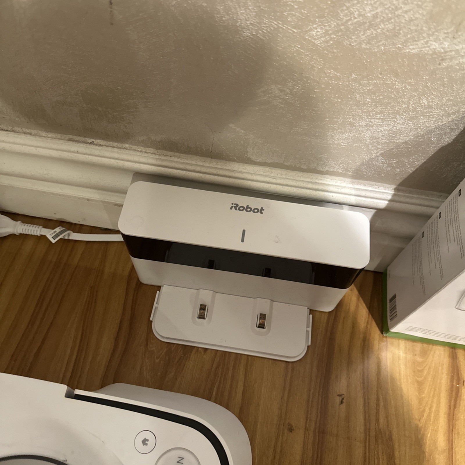 New iRobot Roomba Robot m6 - Comes with Disposal Bag 3 pack, and Pads Pack of 7 