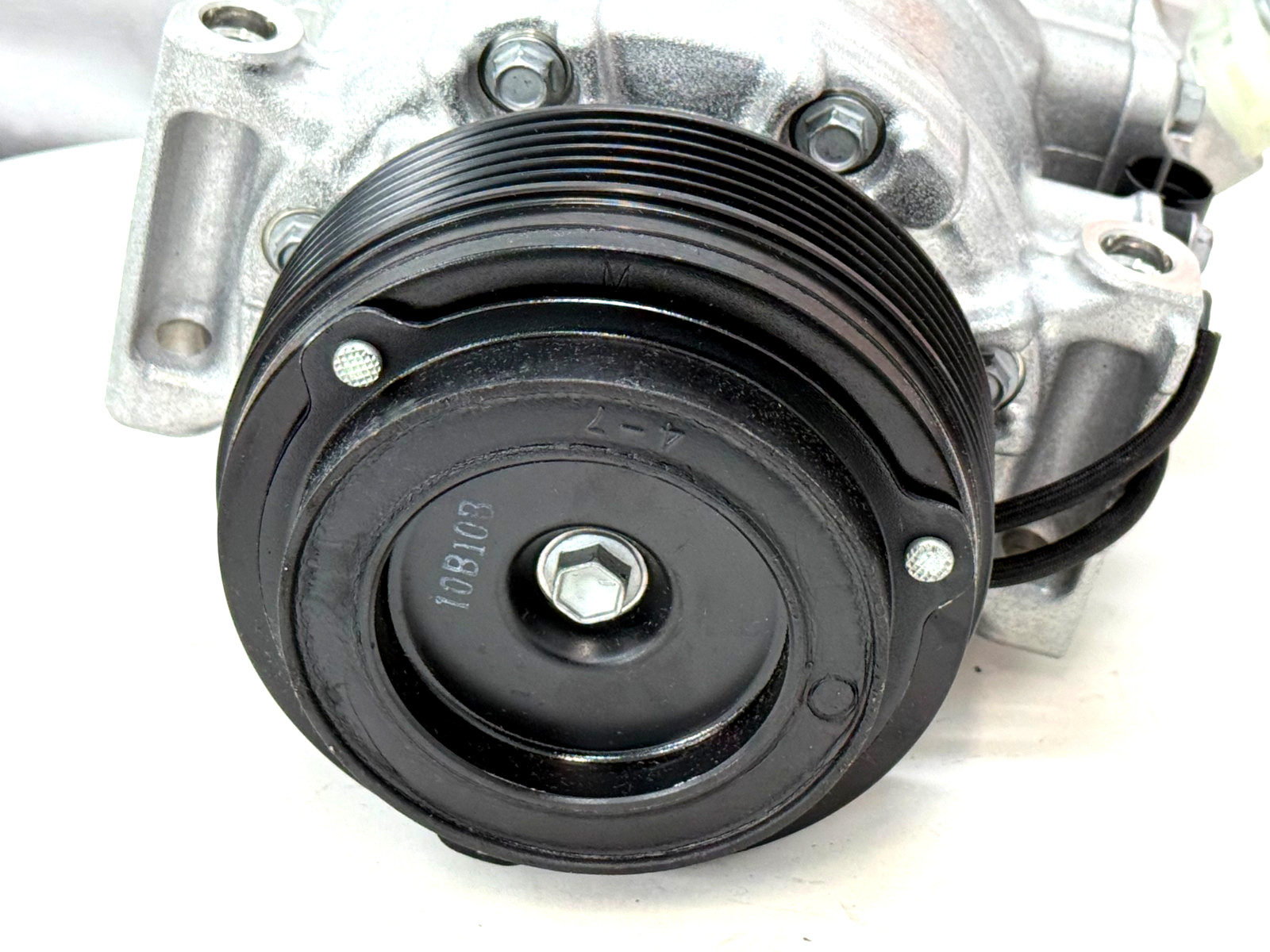 NEW 97-01 BMW ROLLS-ROYCE COMPRESSOR /CLUTCH DENSO 4711262 PA22470PE 64526910461