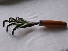 Vintage garden hand  claw rake fork cultivator old garden tool
