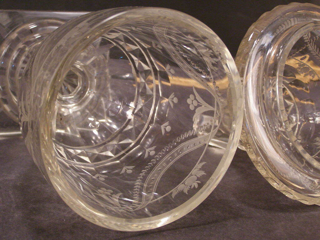 WOW 19 c Intaglio Cut Crystal Sweet Meat Candy Dish Irish Glass