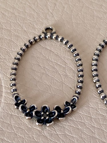 Genuine PANDORA Floral Elegance WANDA'S GARDEN Compose Earrings Black Spinel - Picture 3 of 7