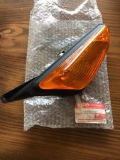 Winker Front Turn Signal Indicator Right Suzuki AN125 Burgman 35601-20E00 New