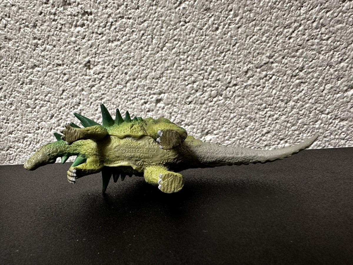 Jurassic World Hammond Collection Figura De Acción Scutosaurus