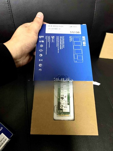 Intel SSD 660p Series 512GB M.2 2280 PCI-Express 3.0 3D2 QLC SSDPEKNW512G8X1 - Picture 3 of 5