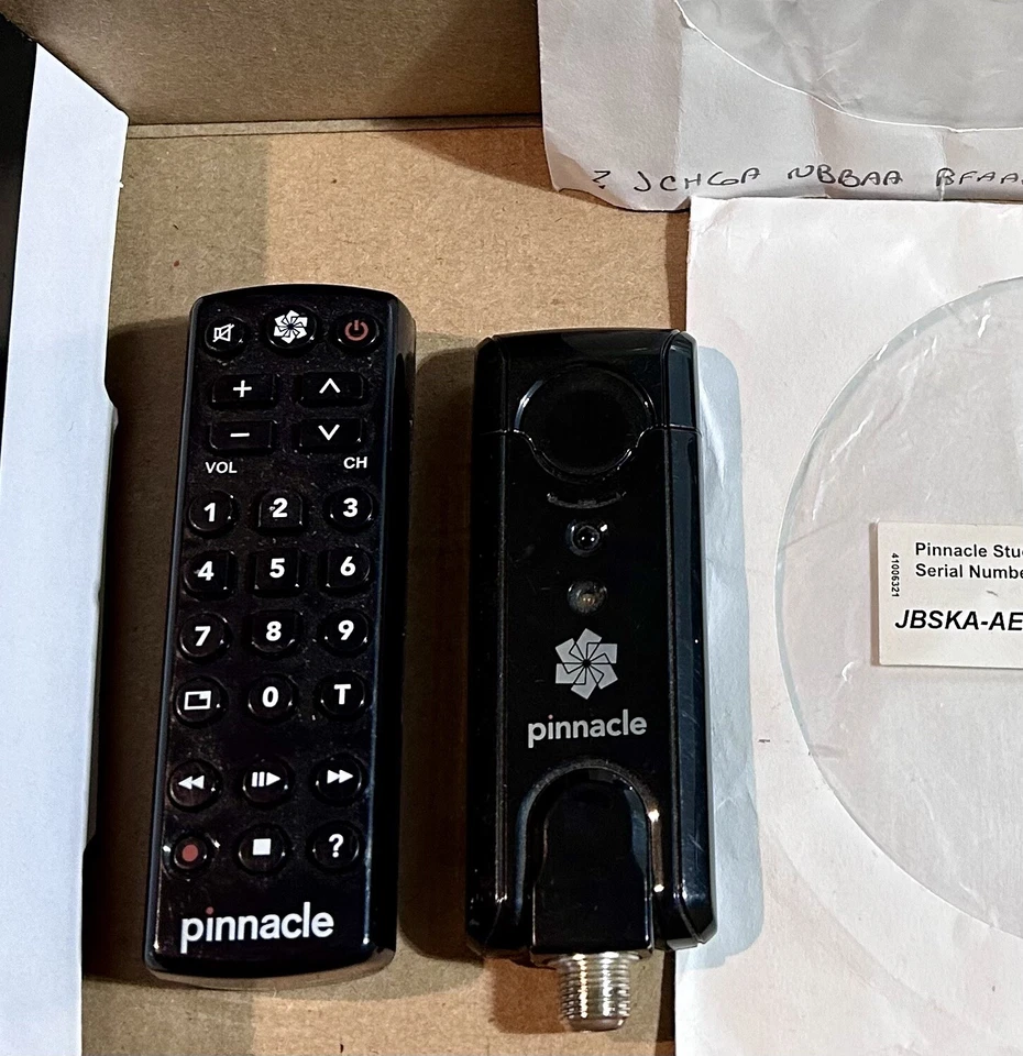 Pinnacle PCTV HD Pro Stick USB 2.0 HDTV Tuner For Digital Or Analog TV On PC NEW - Image 2 of 2