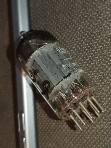 12au7a / ecc82 Dutch Miniwatt long plate tube 1956 - Picture 3 of 7