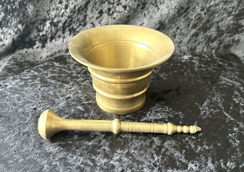 Vintage Mörser aus massivem Messing und Stößel - Apothekenmörser und Stößel - 730g Gewicht - Bild 2 von 6