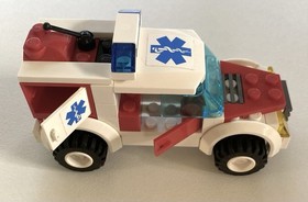 Lego City bundle. Sets: 7741 & 7902. Both Complete With Manuals. No Boxes.