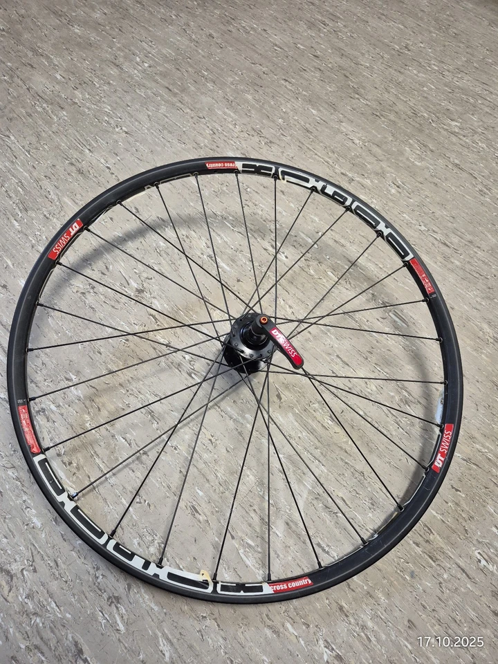 Laufradsatz 26 Zoll DTSwiss X1600 6-Loch - Bild 2 von 4