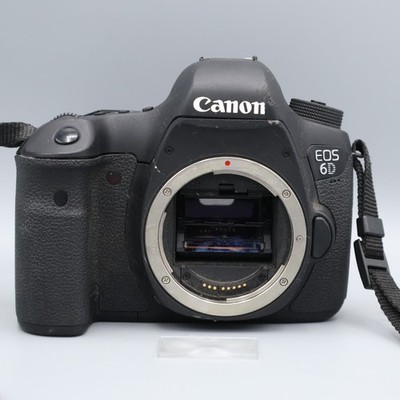 Canon EOS 6D digitale Kamera - DEFEKT - Gehäuse gebrochen - siehe FOTO