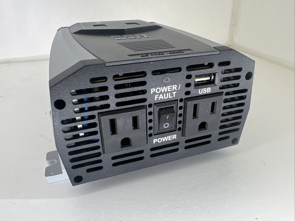 Inversor de potencia Cobra CPI 890 DC a CA con salida de potencia continua de 800 vatios Foto 2 de 4