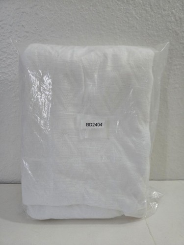 Vera Wang Double Diamond White Cotton Blend Standard Shams Pair - Picture 2 of 3