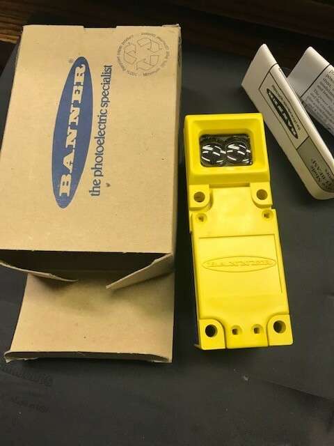 Banner Engineering Sblv1 New Photoelectric Sensor 17632 Free