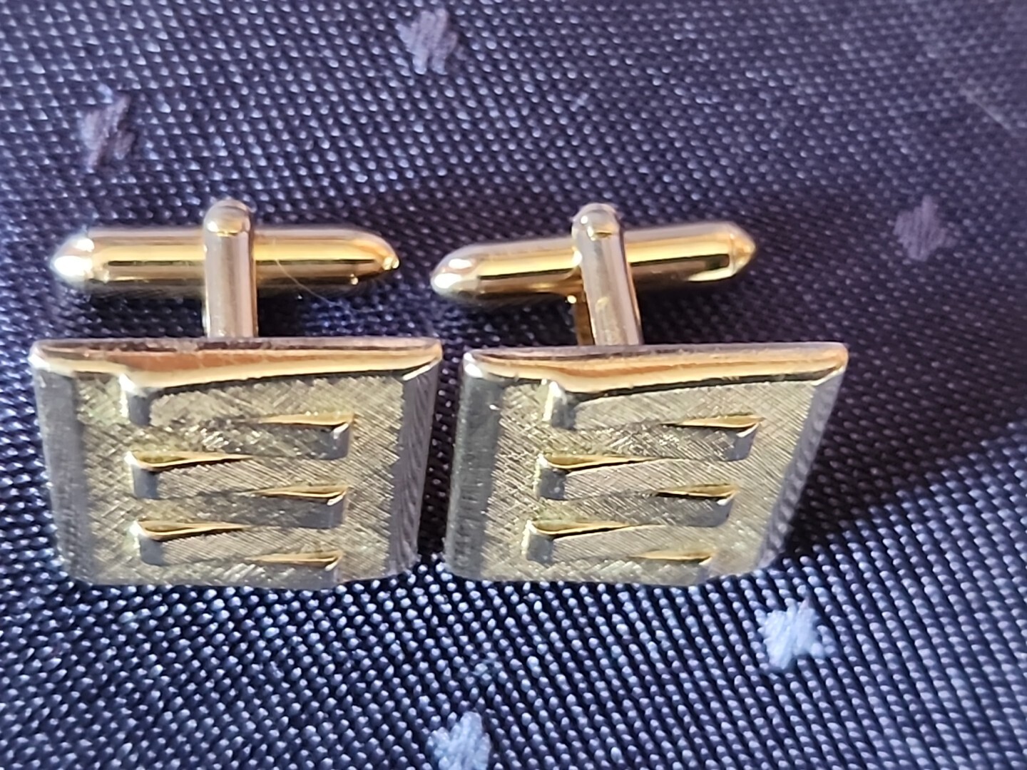 Swank Silvertone  Interlocking intertwined square… - image 8