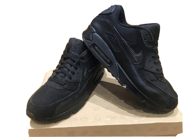 mens nike trainers size 10 sale