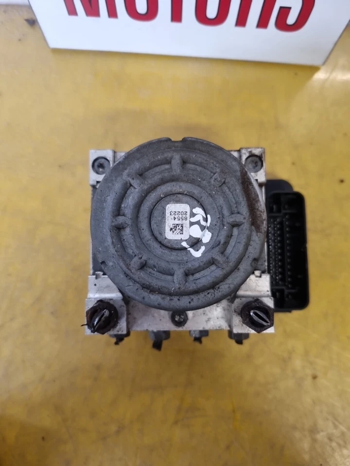 Peugeot 208 ABS Pump Controller 9804161580 2012-2019 Ref 87 - Image 3 of 4