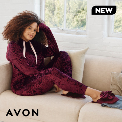 Crushed Velvet Lounge Set mit Kapuze Größe 8/10 von Avon NEU