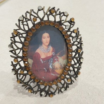 Glass Act Studio - The French Collection - Oval Frame with Rhinestones