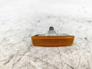 BMW 5 E39 Kotflügelblinker vorne rechts 8360589 2.00 2001 31488395
