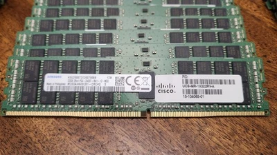 PC4-19200 (DDR4-2400) Bus Speed Server RAM 32 GB Capacity per