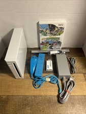 Nintendo Wii Console Bundle - w/ Wii Deca Sports - TESTED  WORKING