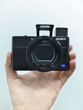 Sony Cyber-Shot RX100 VA 20.1 MP 2.9x Zoom DSC-RX100 M5A Digital Camera 95 new