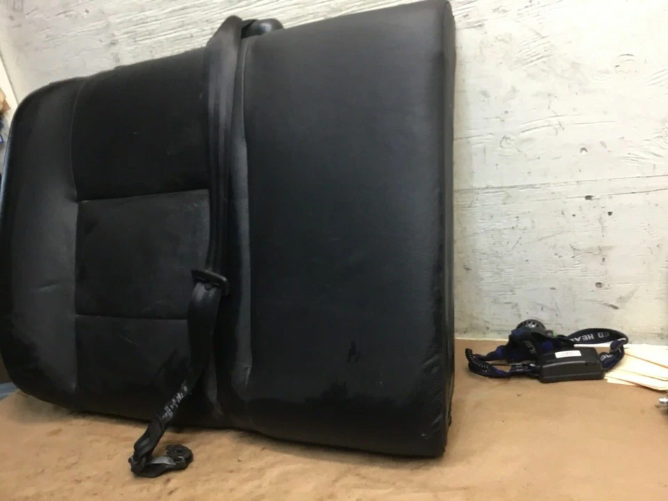 Cojín trasero derecho asiento superior negro Volkswagen Golf GTI 1999-2003 2004:Y Foto 2 de 4