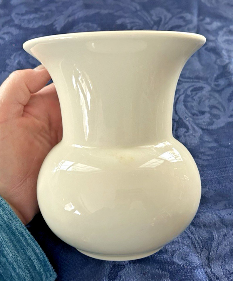 Vintage Italian Glazed Pottery Curved Vase Off-White Marked "C.E." 6" thumbnail 4