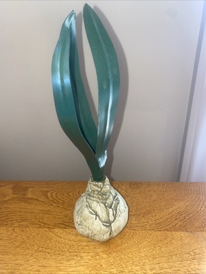 Vintage Two's Company Spring Onion-Garlic Bulb Candlestick- 9 H Resin Decor