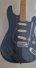 Squier 60s Stratocaster Black Electric Guitar