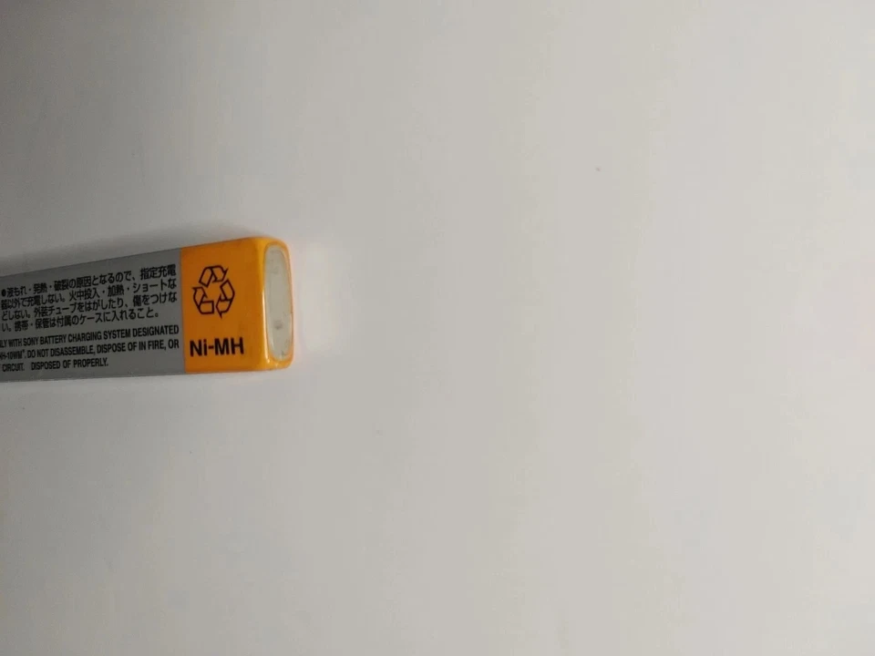 Аккумулятор Sony Ni-MH GumStick для MD/CD/кассетного плеера (NH-14WM/NH-10W) - рабочий - Изображение 3 из 4