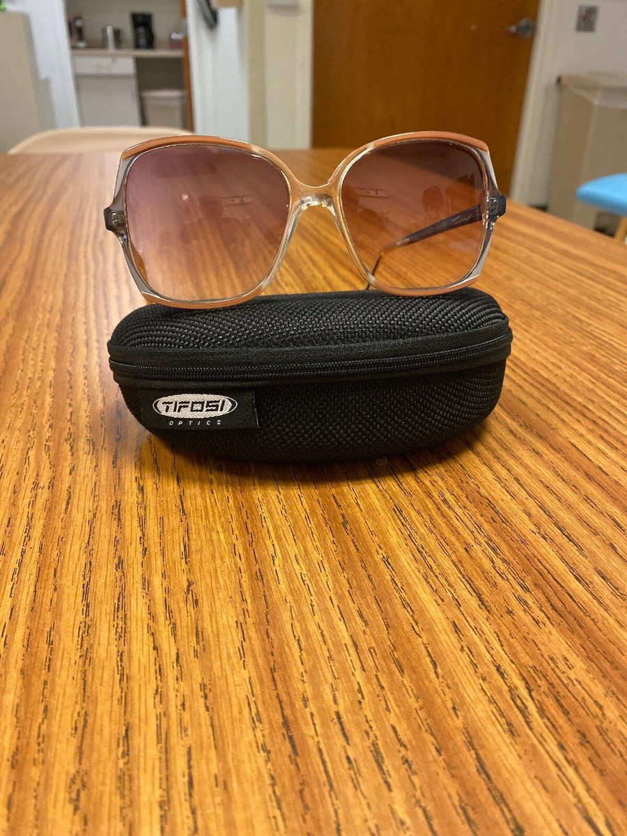Vintage Tura Oversized Ladies Sunglasses.France | eBay display picture 2