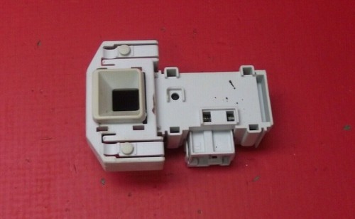 Waschmaschine Bosch WAA28168GB/29 Türschloss