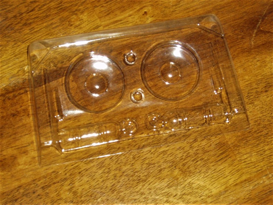 1/10 SPEAKER BOX+NITROUS  *RC/interior/body/V100/Redcat/Lowrider/Traxxas/Kyosho - Image 2 of 4