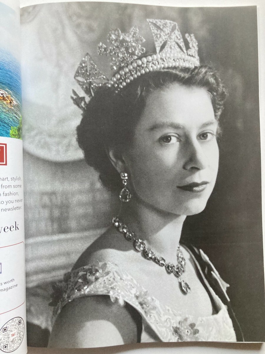 QUEEN ELIZABETH II - HER 70 YEAR REIGN 2022 TOWN & COUNTRY