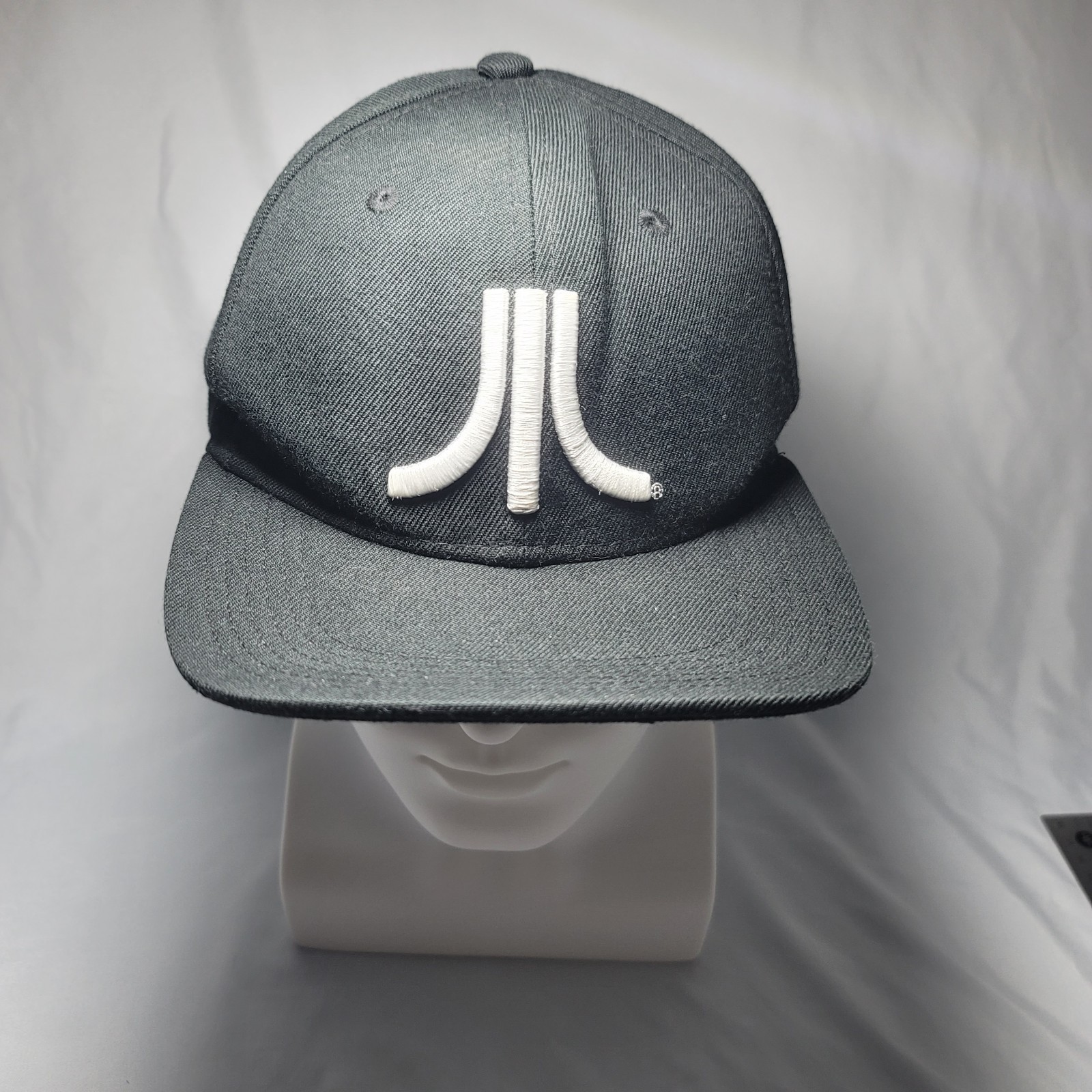 Atari Logo Snapback Hat Black Flat Brim Licensed … - image 1