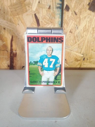 1972 Topps Garo Yepremian Miami Dolphins Football Card #115