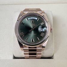 New 2026 Rolex Day Date 40mm Rose Gold Olive Green Dial 228235 - Complete Set