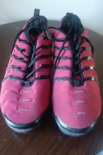 Nike Air VaporMax Plus Men s Red/Black Low Top Lace-Up Athletic Sneakers