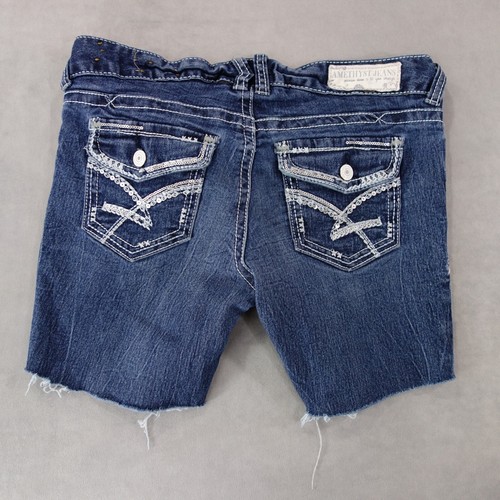 Amethyst Shorts Womens 2 Blue Bermuda Embroidered Denim Cut Off Fringe Fits 30x7 - Picture 3 of 12