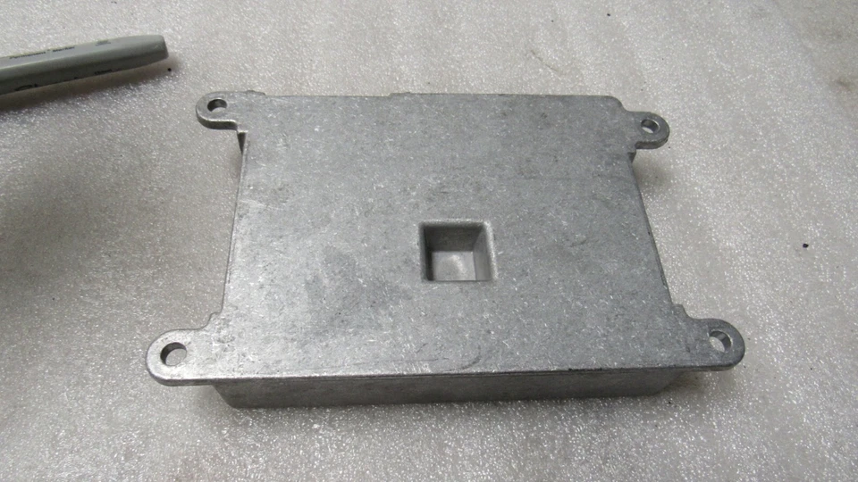 2007-2009 MERCEDES GL320 GL450 GL550 VOICE COMMUNICATION CONTROL UNIT MODULE OEM - Image 3 of 4