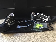 Talla 13 - Nike Zoom Rival S Negro Blanco Pista Spike Zapatos con Bolsa de Viaje