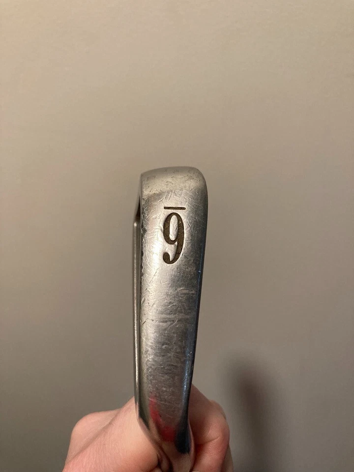 Titleist DCI 990 - 6 Iron - Right Handed - Regular Shaft - Image 2 of 4